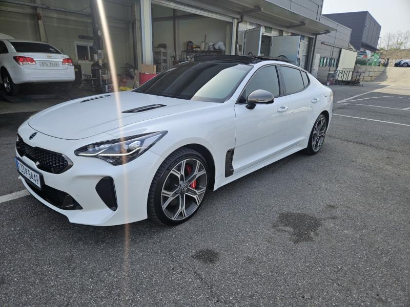  þ 3.3 ͺ AWD GT
