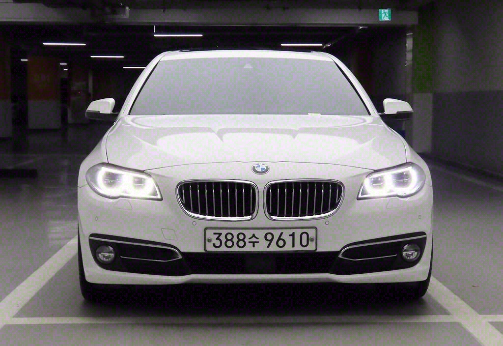 BMW 5ø(6) 520d Ÿ ÷ 