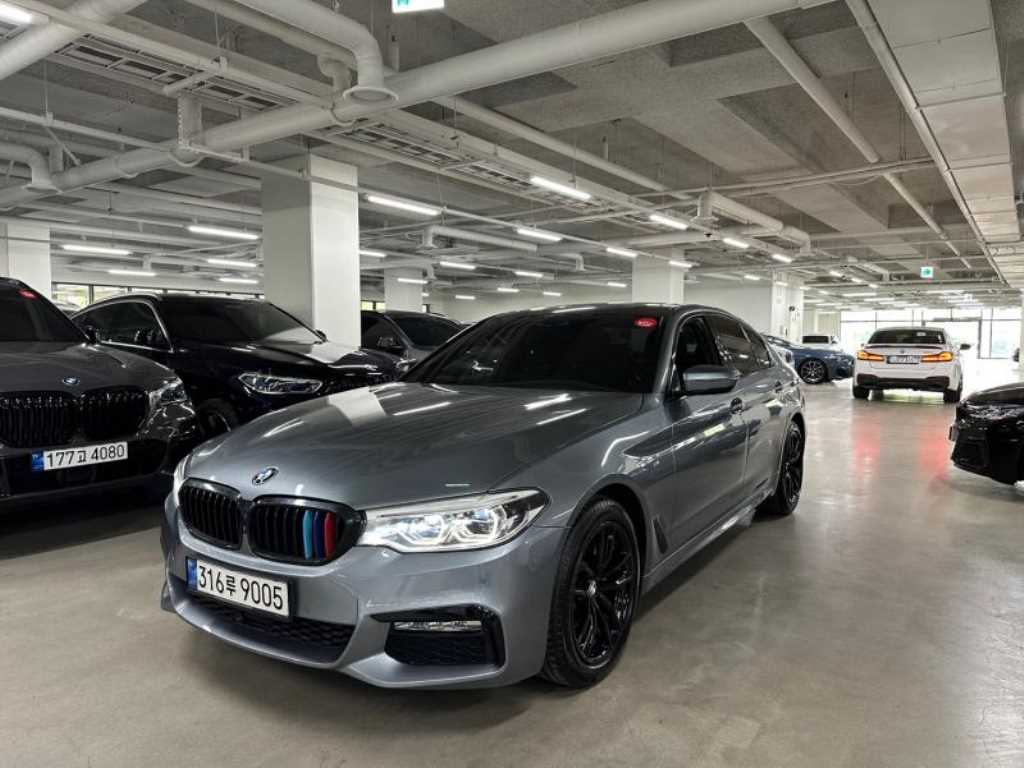 BMW 5ø(7)  520d xDrive M ÷