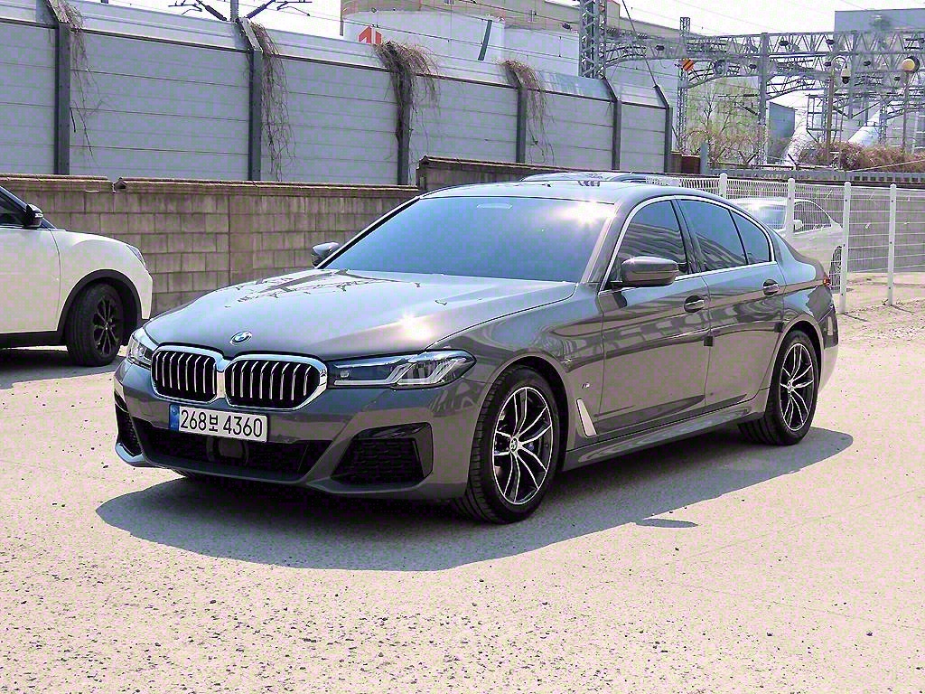 BMW 5ø(7)  520i M 