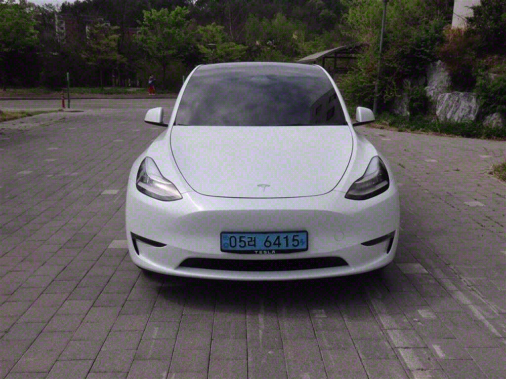 ׽  Y AWD   
