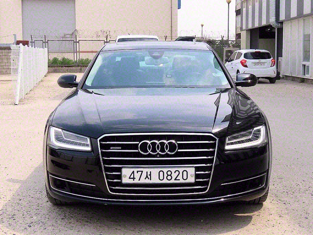 ƿ A8(3) 50 TDI Ʈ LWB 