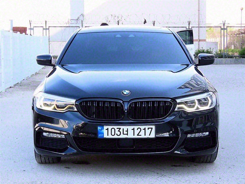 BMW 5ø(7)  520d 