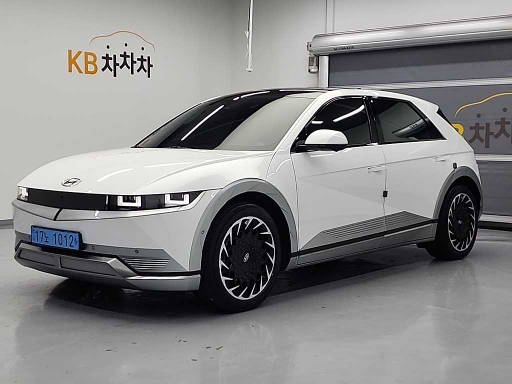  ̿ 5 EV AWD շ Ƽ