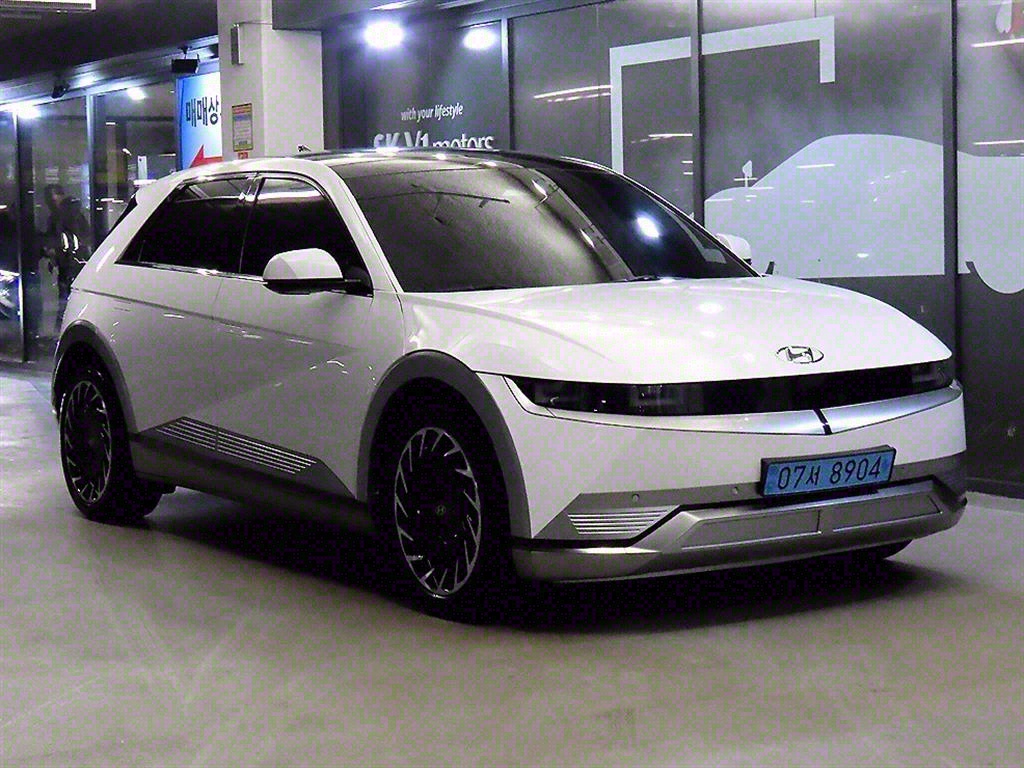  ̿ 5 EV AWD շ Ƽ