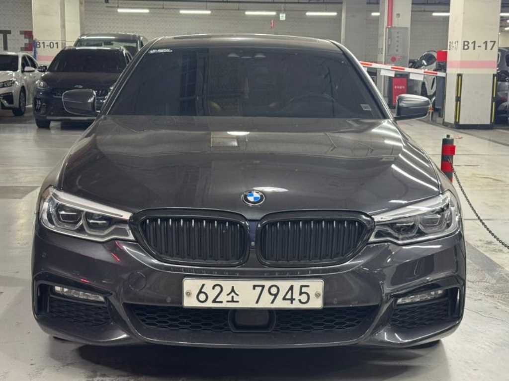 BMW 5ø(7)  530d M ÷