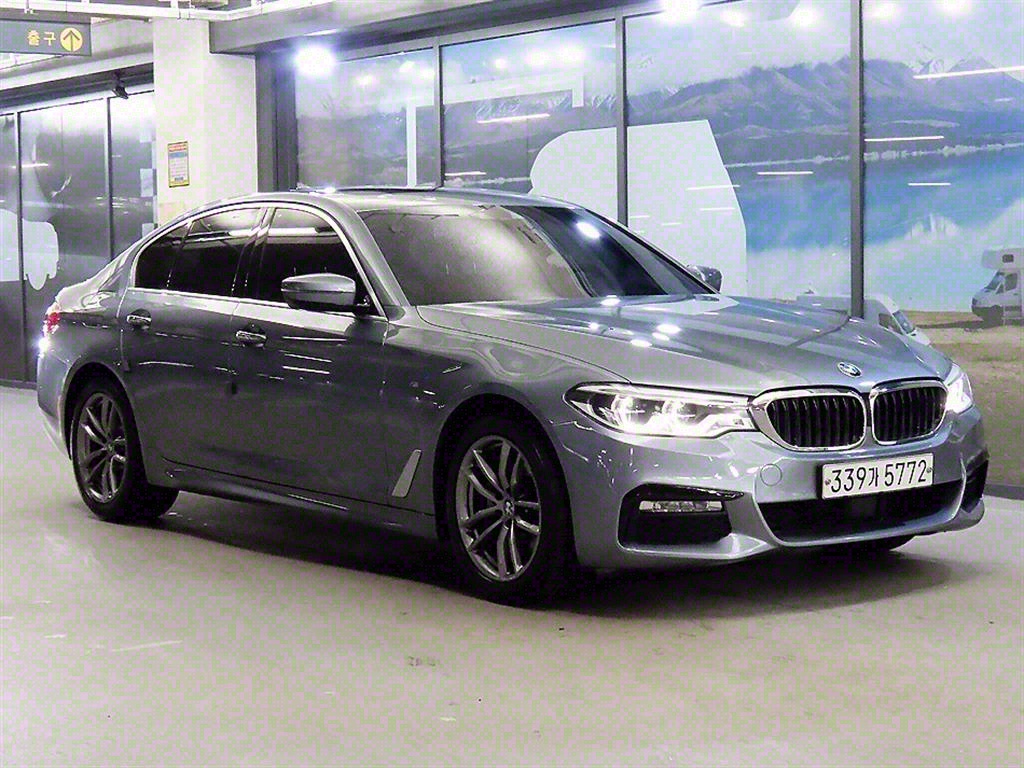 BMW 5ø(7)  520d M