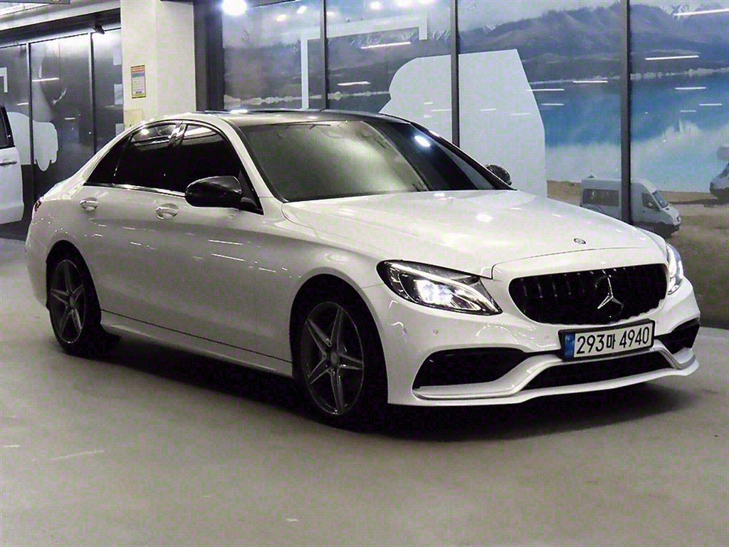  CŬ(4) C200 AMG 
