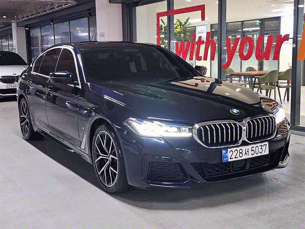 BMW 5ø(7)  530i xDrive M 