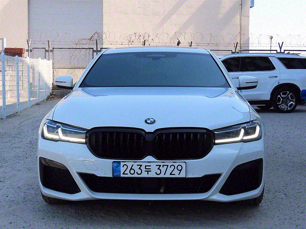 BMW 5ø(7)  530i M 
