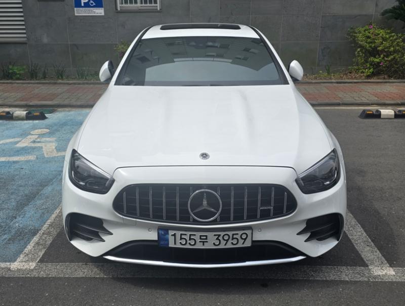  EŬ(5) E250 AMG 