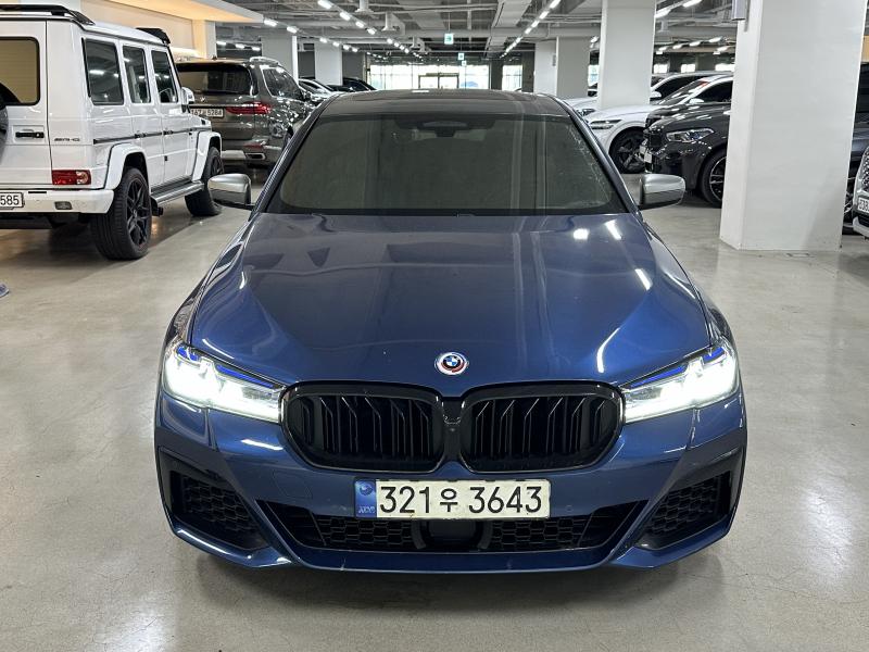 BMW 5ø(7)  M550i xDrive 