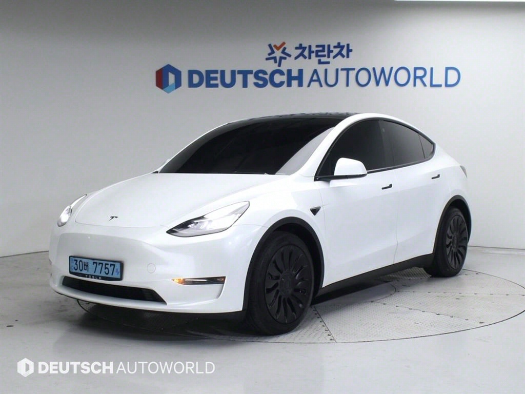 ׽  Y AWD   