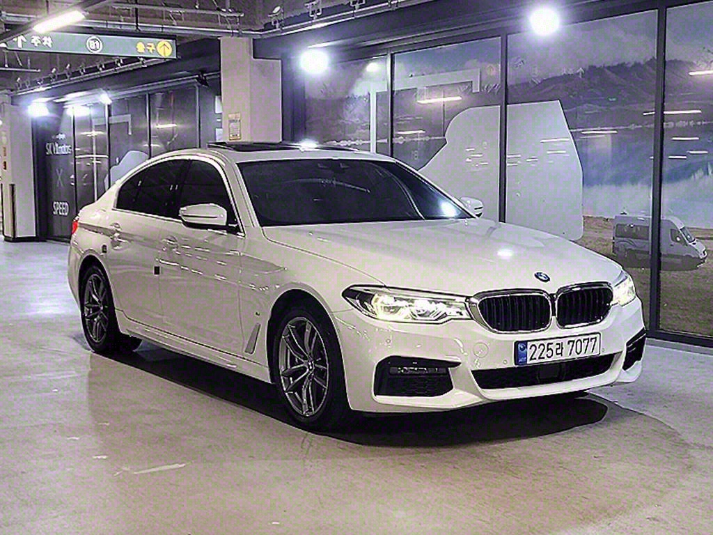 BMW 5ø(7)  530e M 