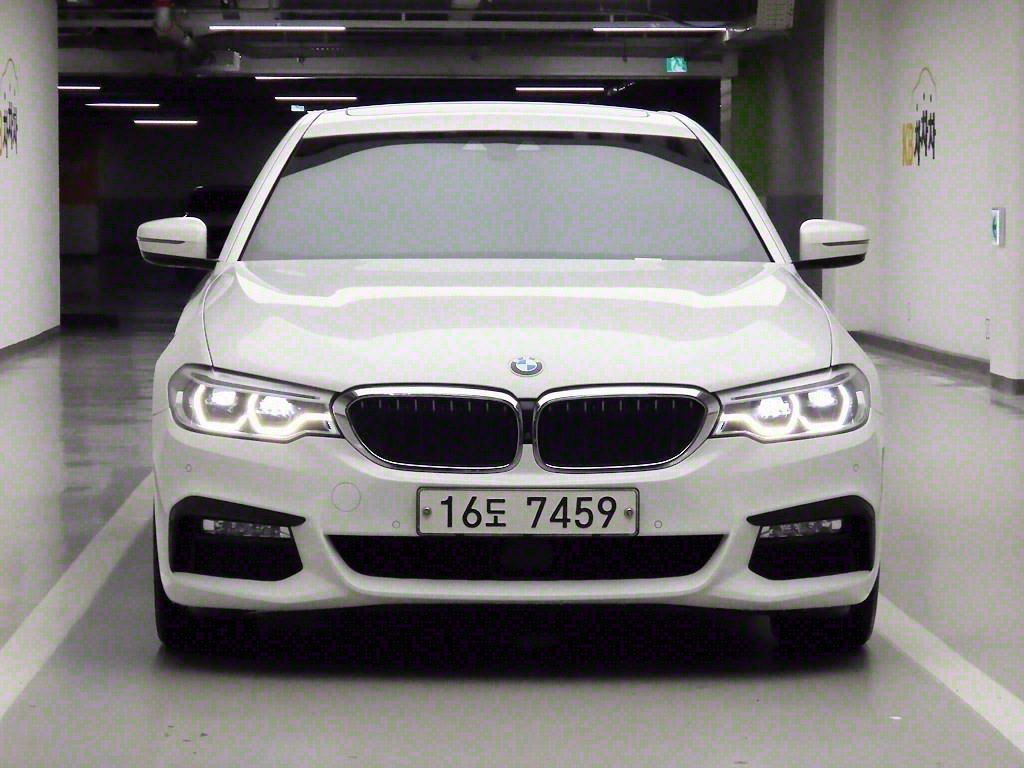BMW 5ø(7)  540i xDrive M ÷