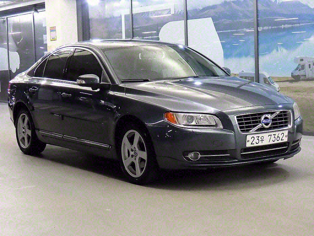  S80(2) D5 