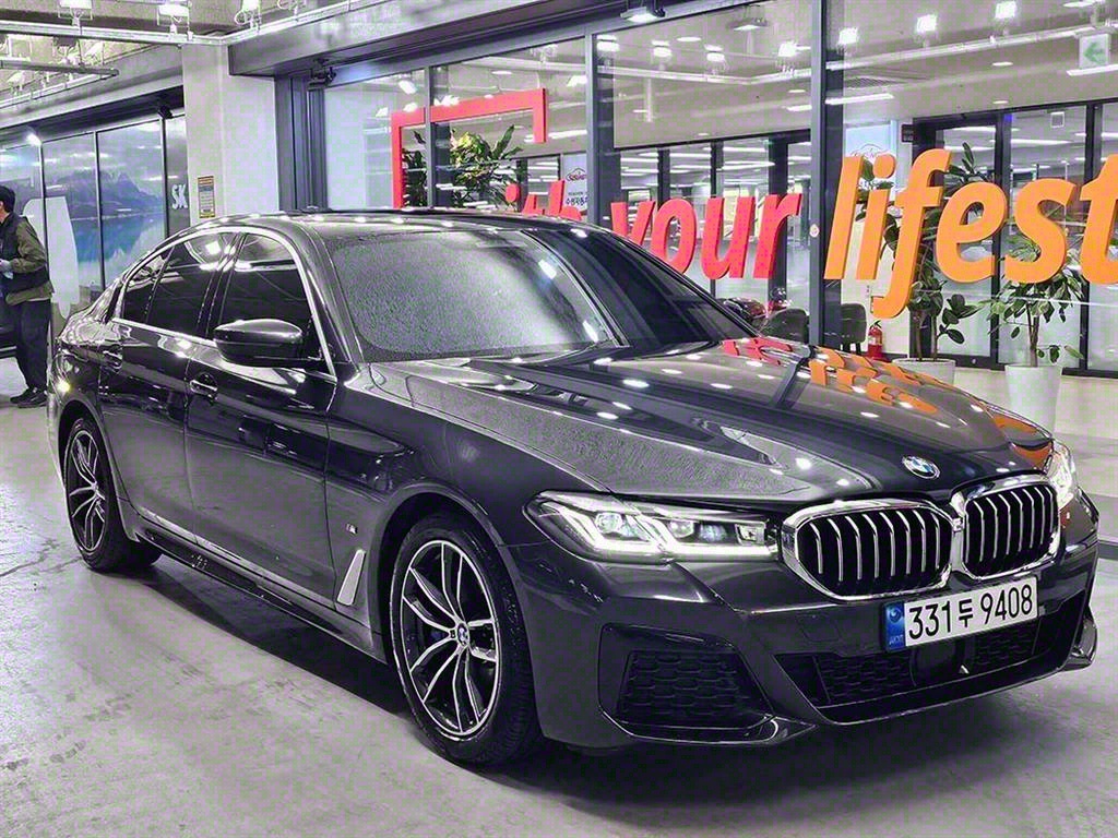 BMW 5ø(7)  520i M 