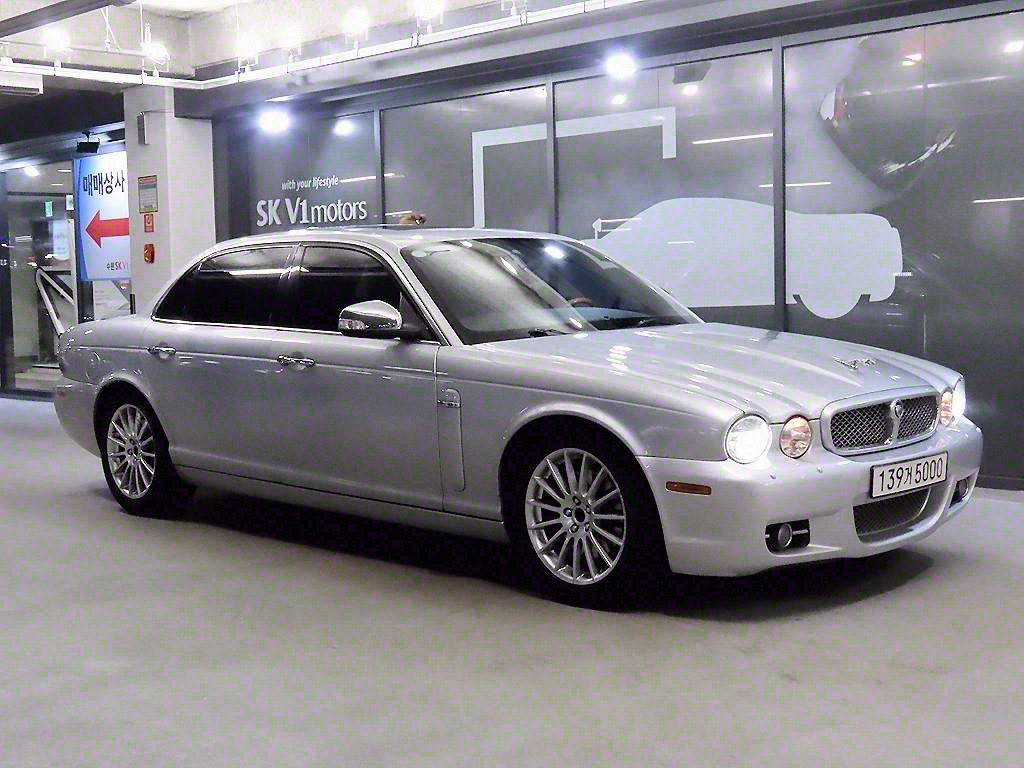 Ծ XJ(7) 2.7D LWB 