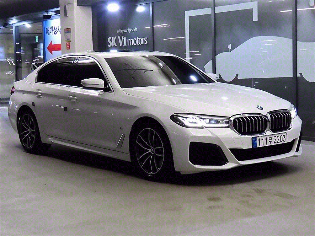 BMW 5ø(7)  520i M 