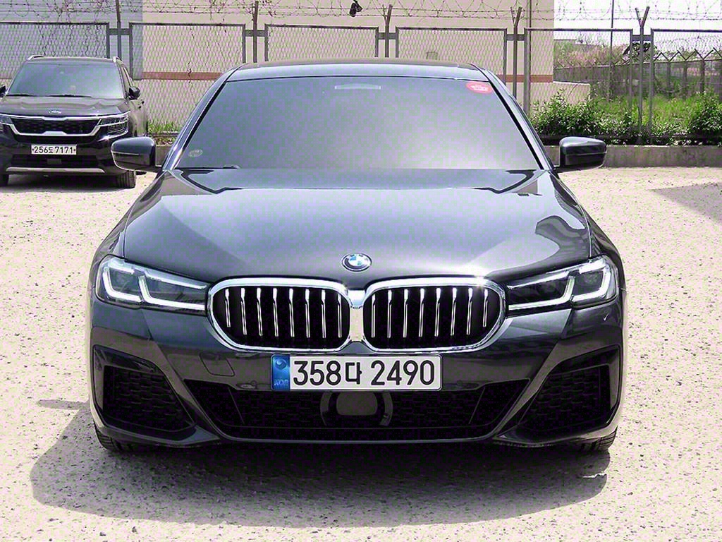 BMW 5ø(7)  520i M 