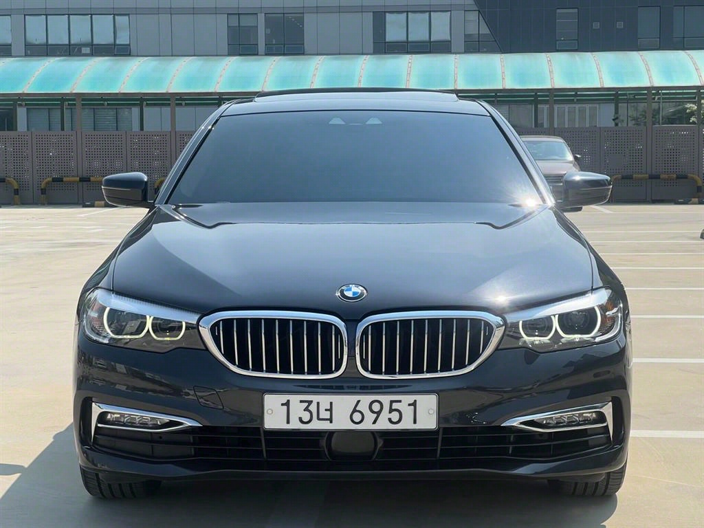 BMW 5ø(7)  520i ¼Ÿ
