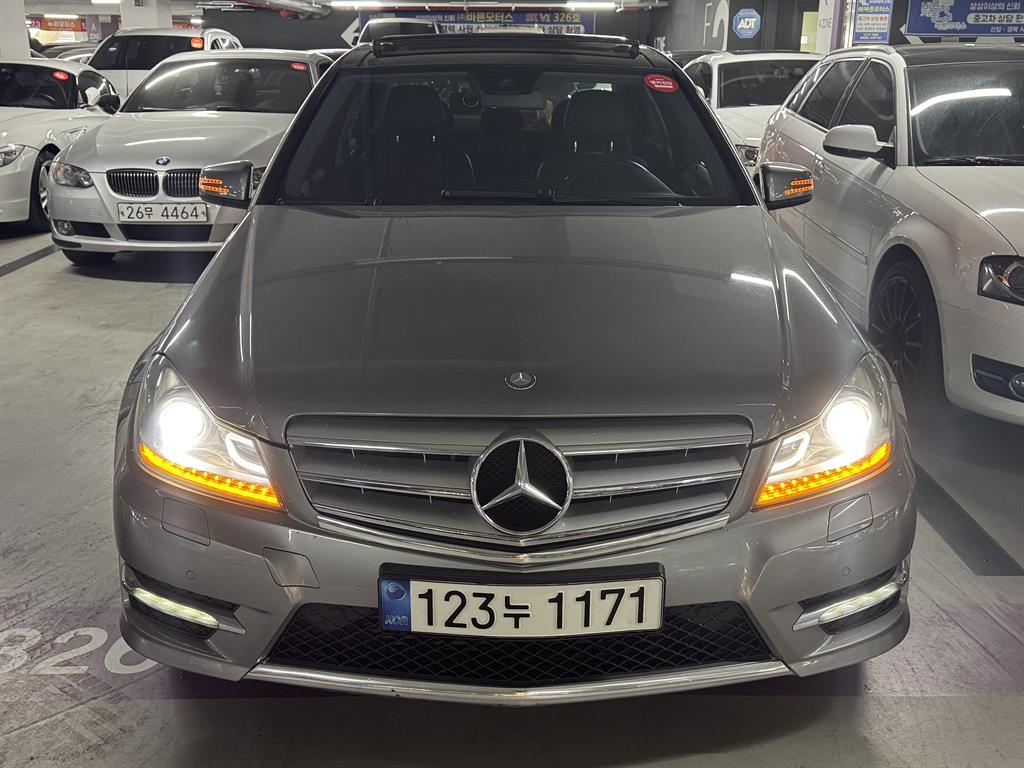  CŬ(3) C220 CDI ƹ氡