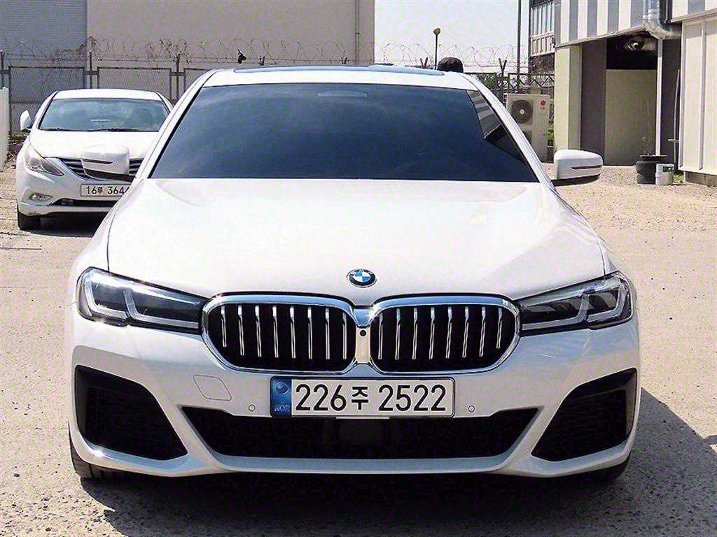 BMW 5ø(7)  530i M 