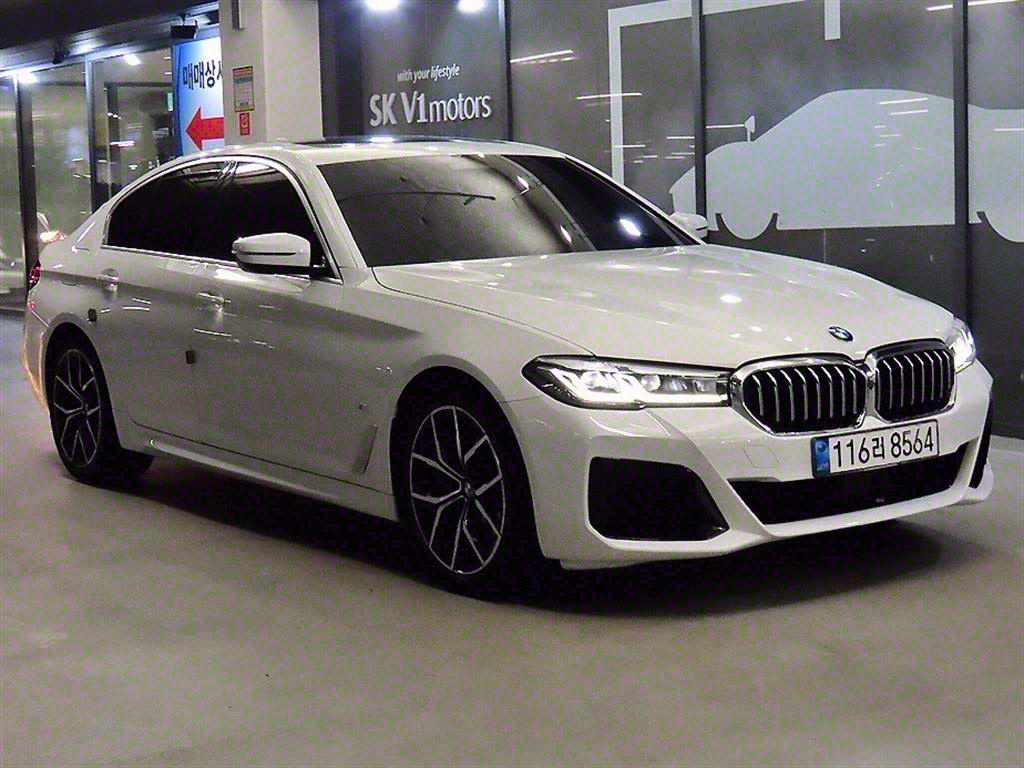 BMW 5ø(7)  530i xDrive M 