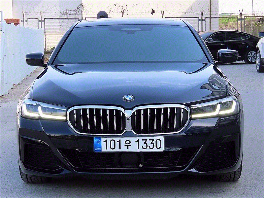 BMW 5ø(7)  520i M 