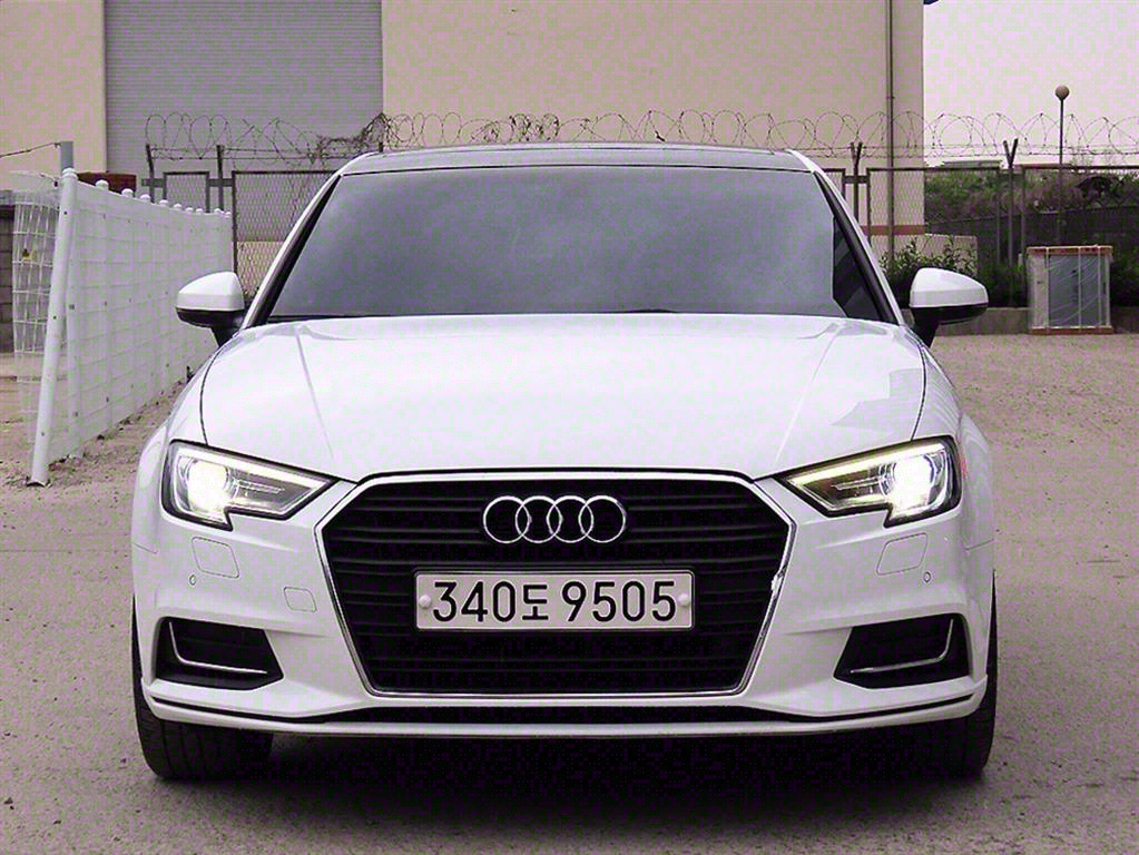 ƿ A3(3) 40 TFSI 