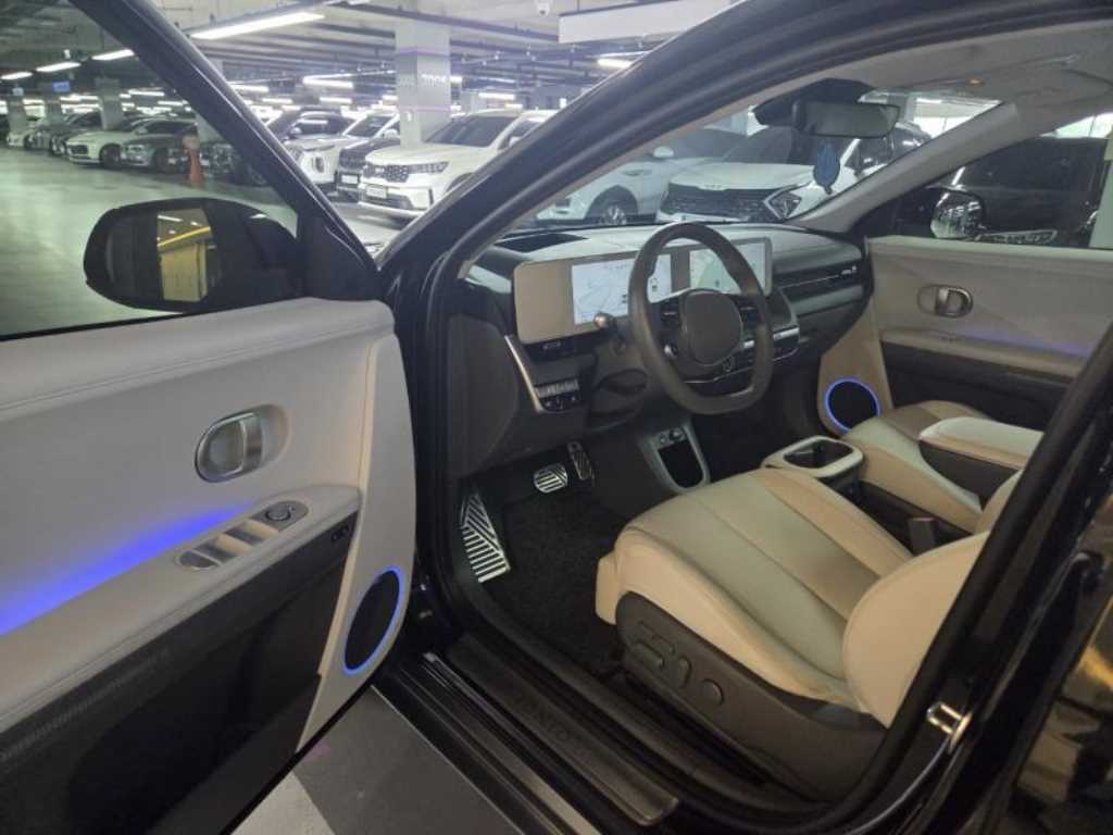  ̿ 5 EV AWD շ Ƽ