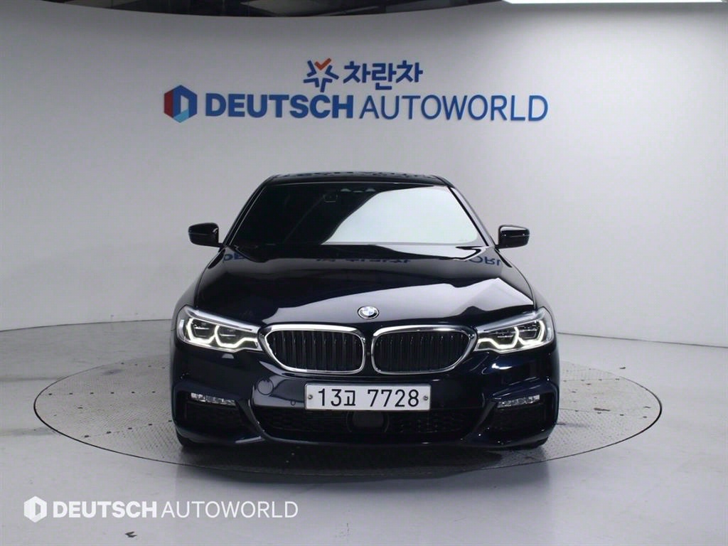 BMW 5ø(7)  520d xDrive M ÷