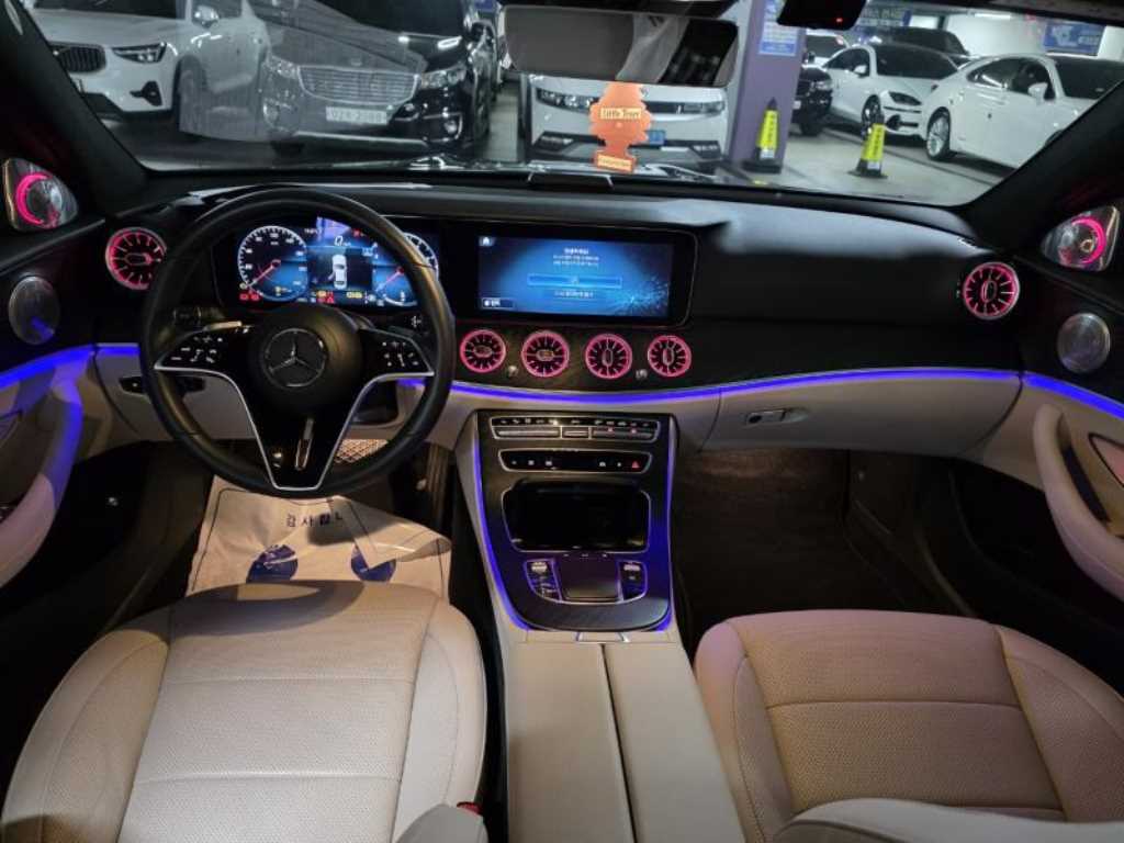  EŬ(5) E250 AMG 