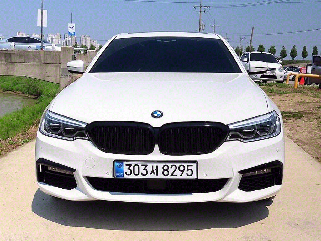 BMW 5ø(7)  530e M 