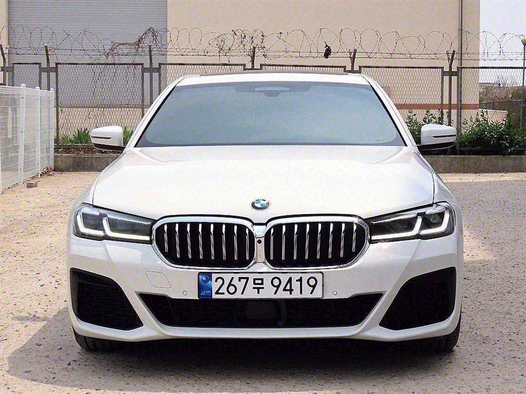 BMW 5ø(7)  520i M 