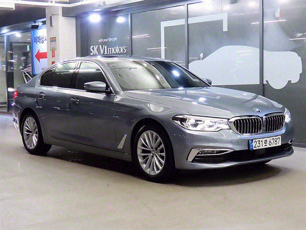 BMW 5ø(7)  530i Ÿ ÷