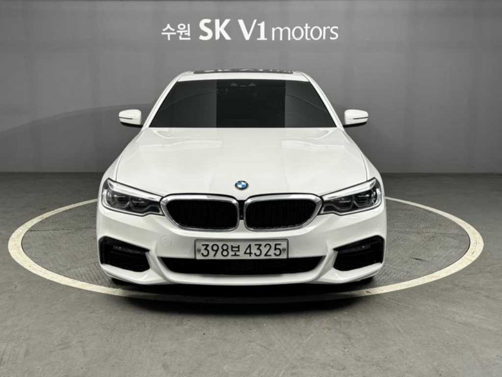 BMW 5ø(7)  520d xDrive M ÷