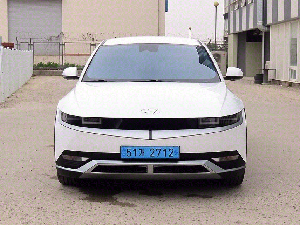  ̿ 5 EV AWD շ ͽŬú