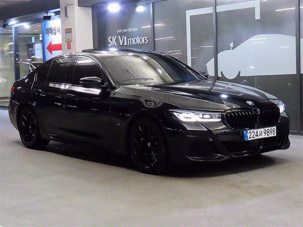 BMW 5ø(7)  520i M  Ʈ