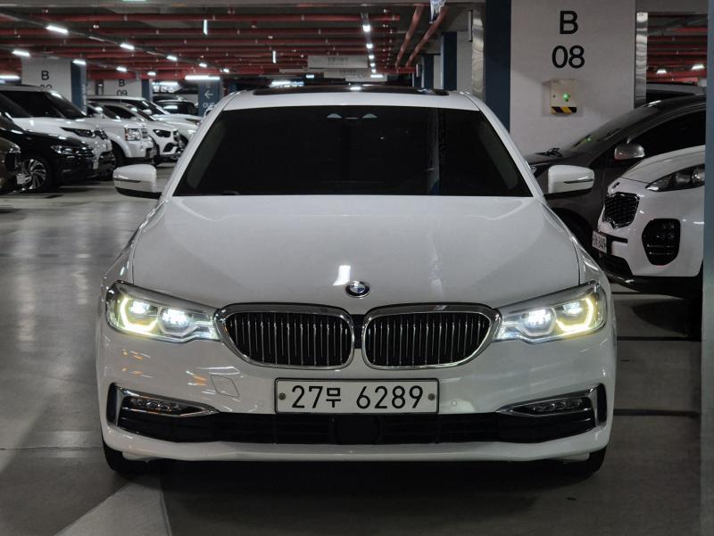 BMW 5ø(7)  520d xDrive Ÿ ÷