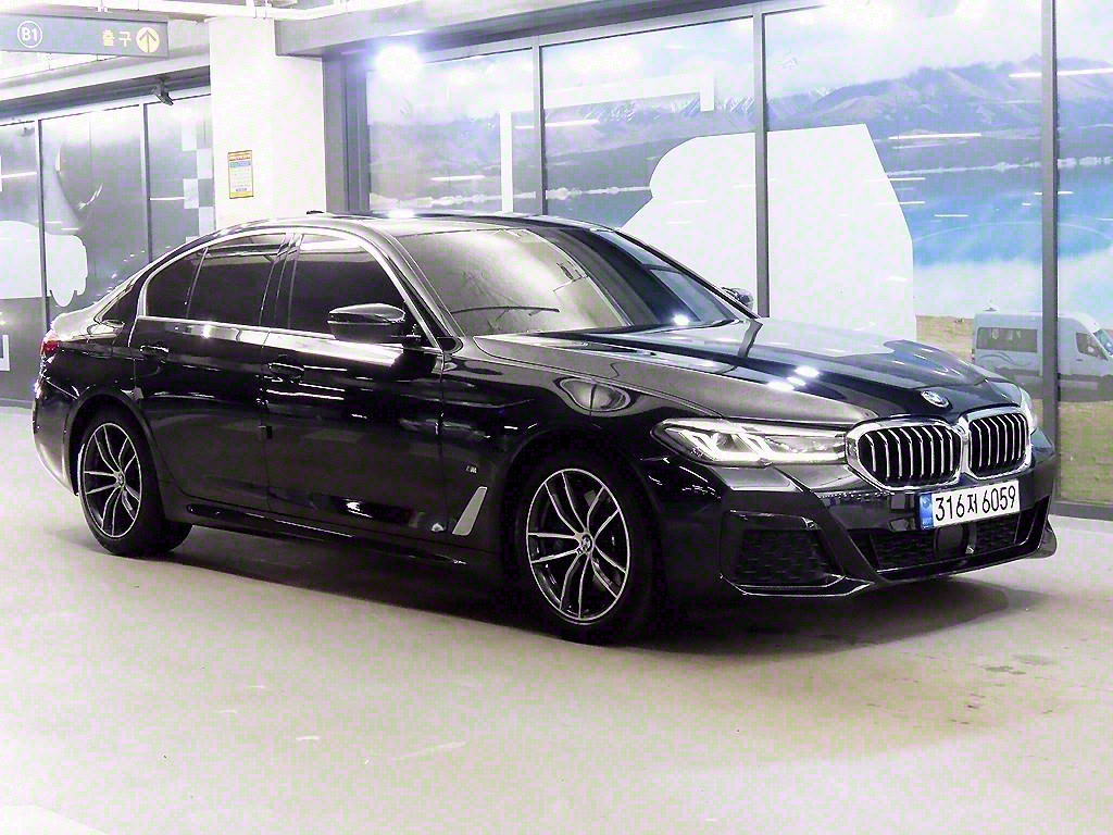 BMW 5ø(7)  520i M 