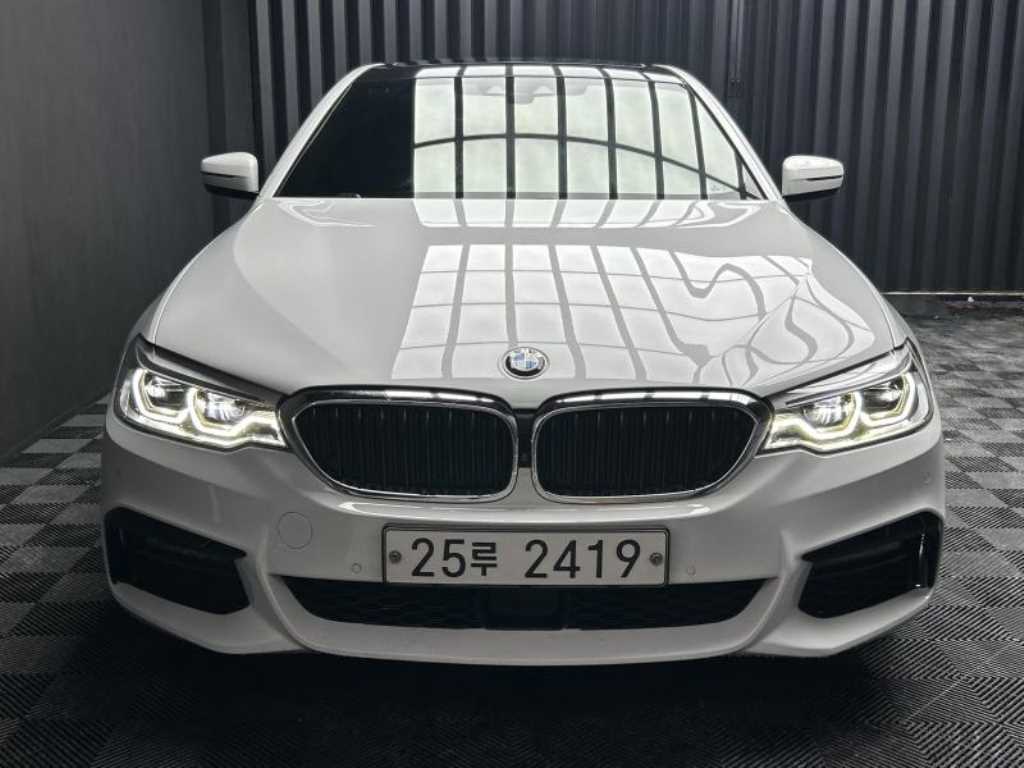 BMW 5ø(7)  530i M ÷