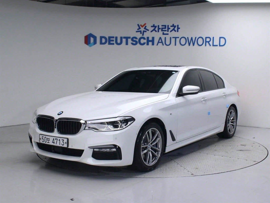 BMW 5ø(7)  530i xDrive M ÷