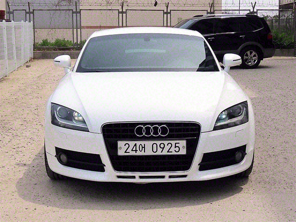 ƿ TT(2)  2.0 TFSI 