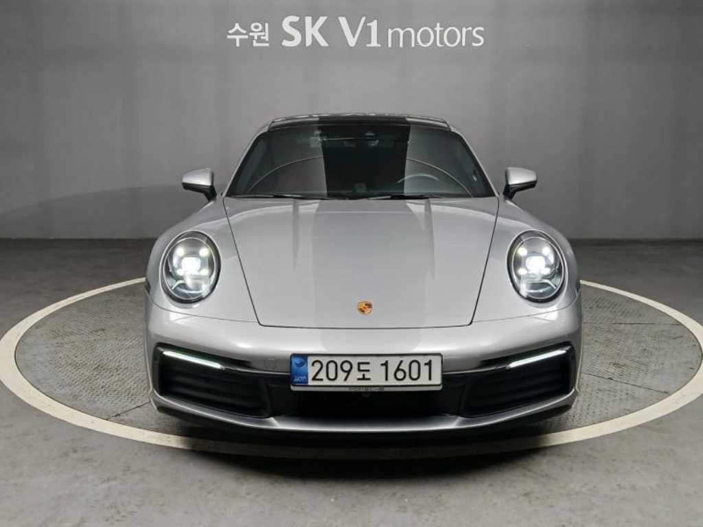  911(992) ī 