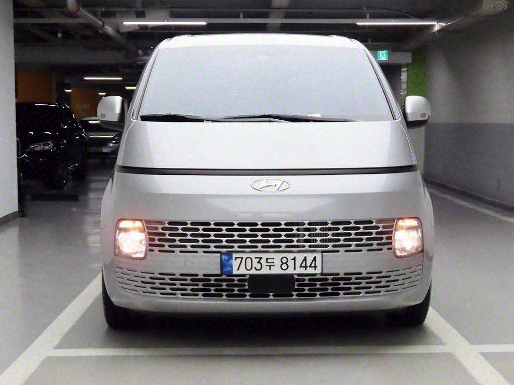  Ÿ 2.2   11ν 4WD 