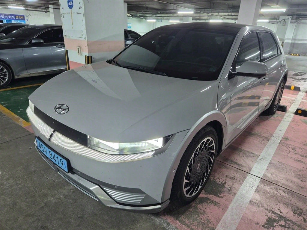  ̿ 5 EV AWD շ Ƽ
