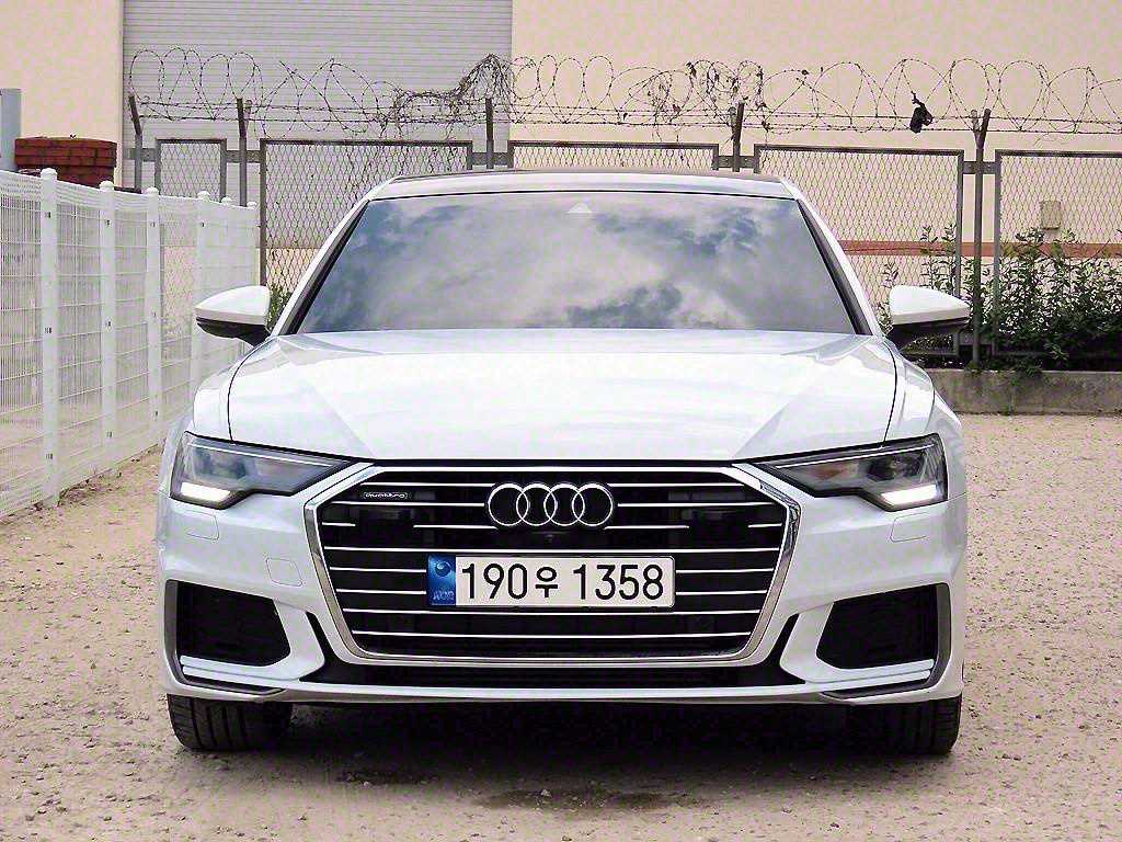ƿ A6(5) 45 TFSI Ʈ ̾