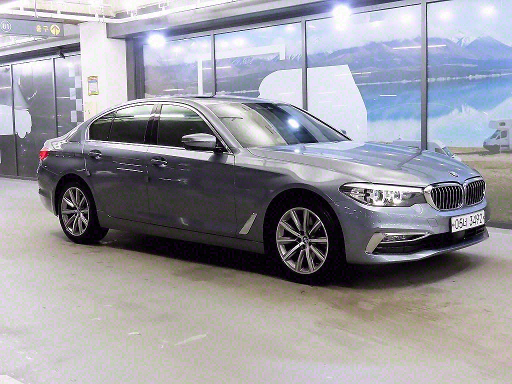 BMW 5ø(7)  520i ¼Ÿ