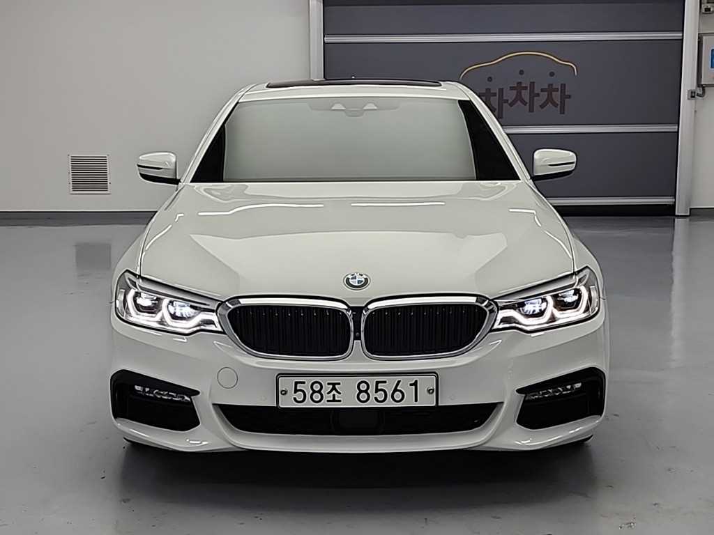 BMW 5ø(7)  520d xDrive M ÷